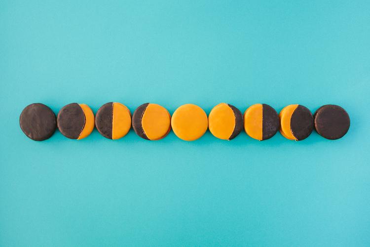 chụp hình quảng cáo tròn house